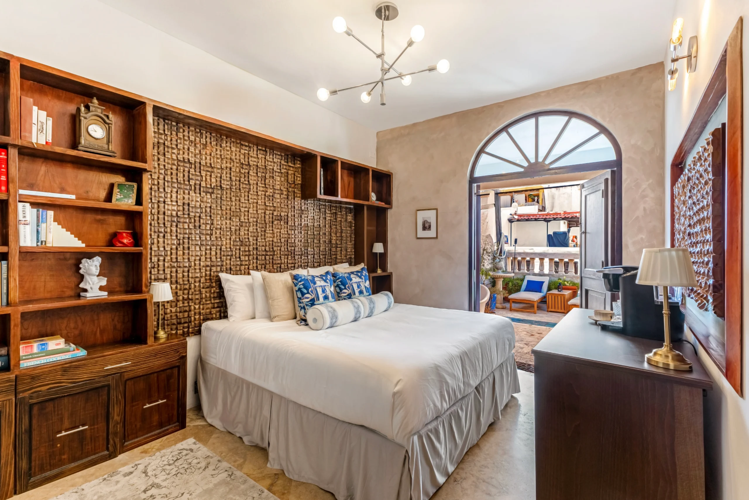 Library-suite56-print-Casa Lucien 39
