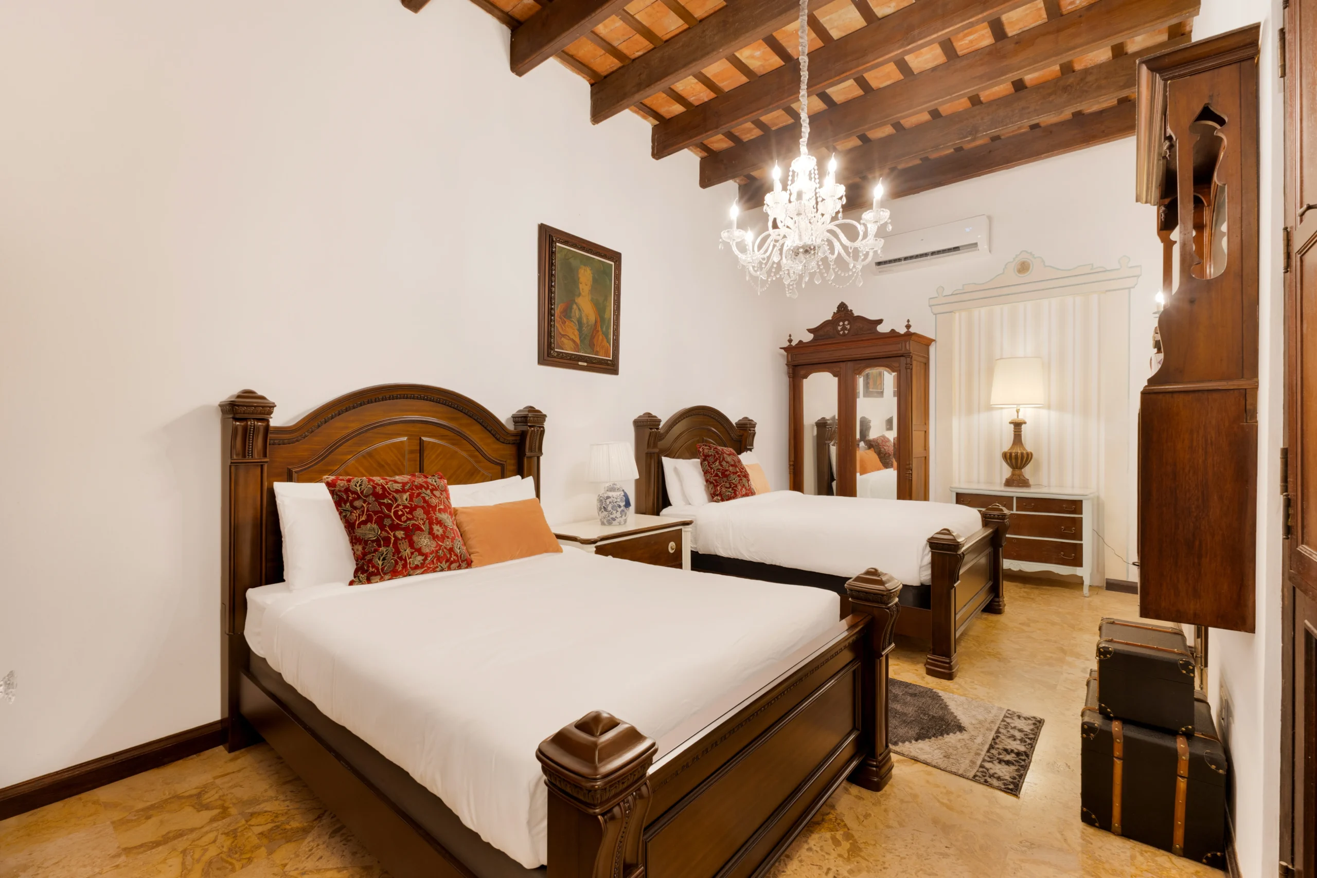 the-double-suite-8-print-Casa Lucien 104