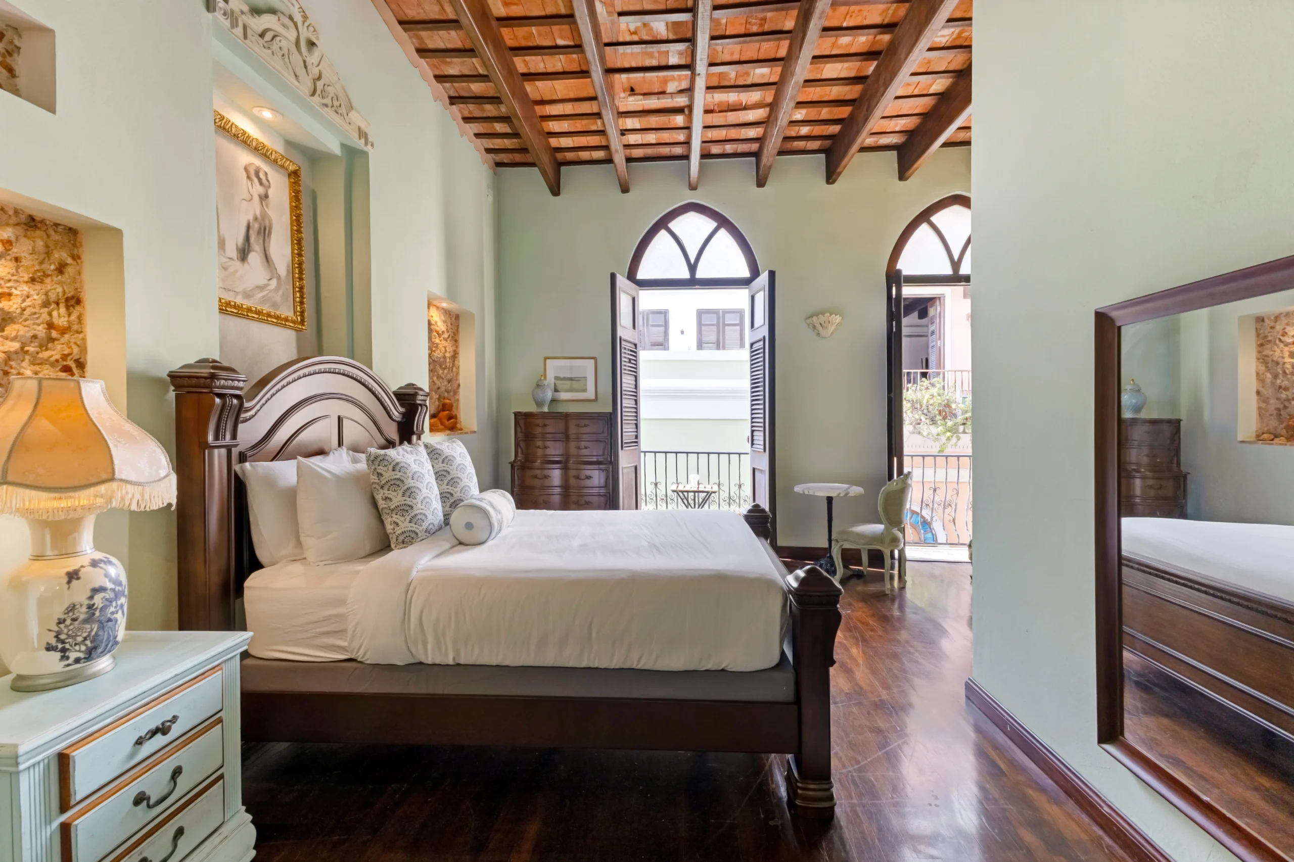 the-opera-suite57-print-Casa Lucien 4 (1)