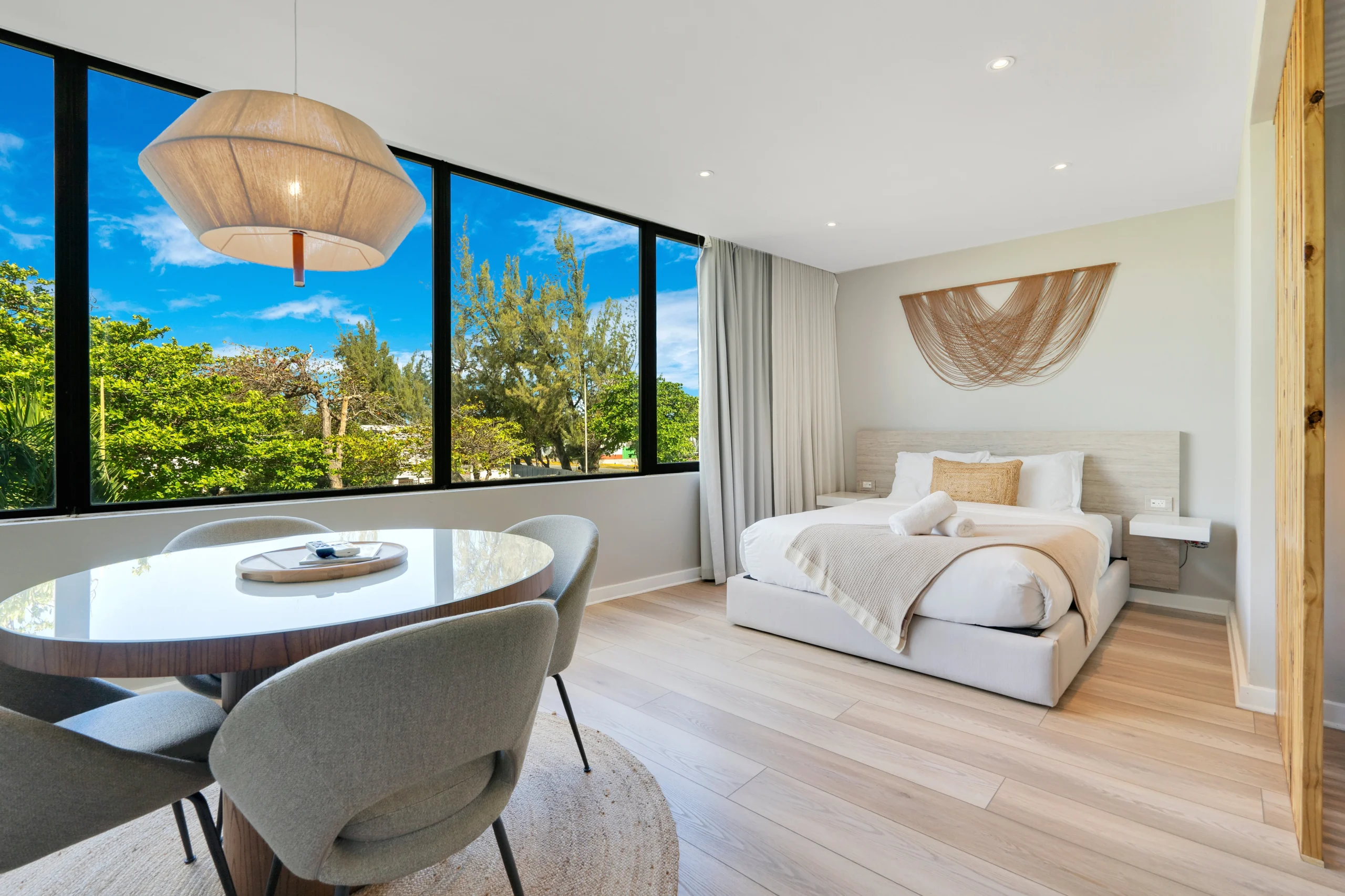 The Mome Suite(1)